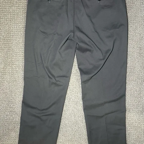 Men's Dockers Grey Pants - Picture 4 of 4